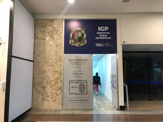 Revista Portuária - Economia e Negócios - Itajaí Shopping inaugura unidade  do Instituto Geral de Perícia (IGP) para emissão da nova carteira de  identidade